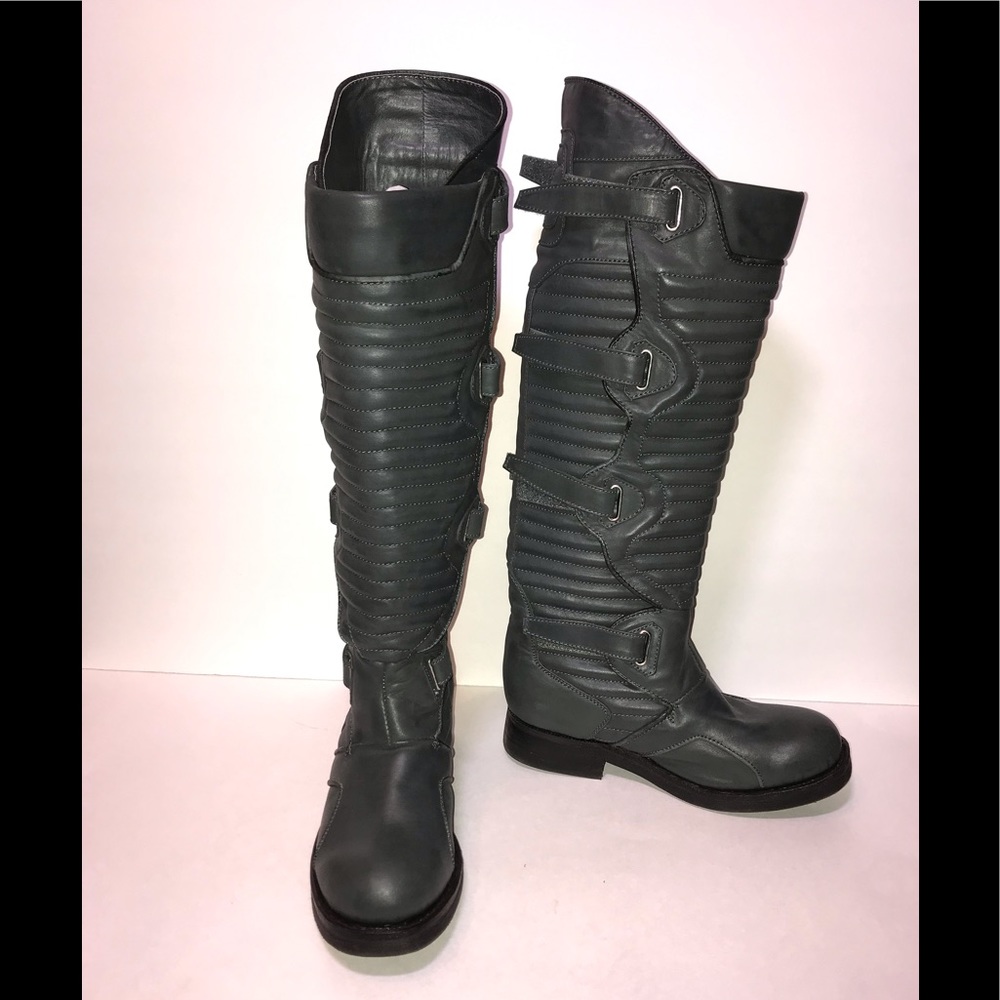 Gray Knee High Moto Style Boot Size 6
